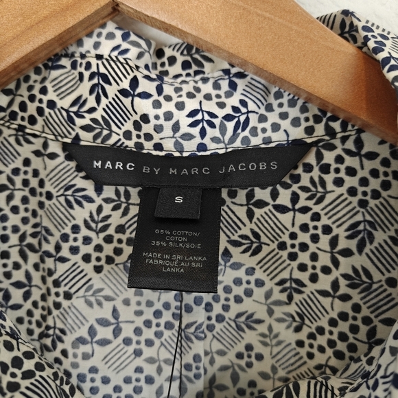 Marc By Marc Jacobs NWT Ink Multi Color Sleeveless Button Up Silk Blend Top S - Picture 7 of 12
